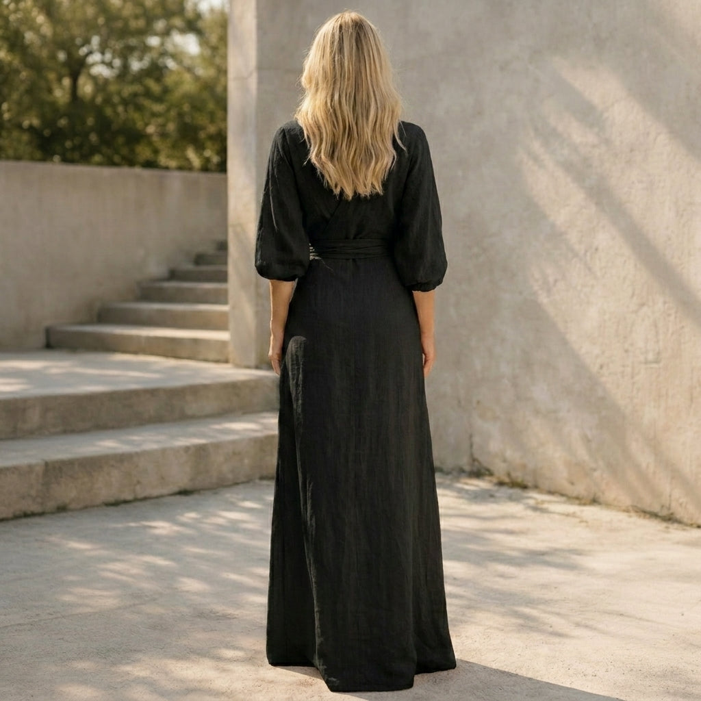 Vestido largo liso con escote
